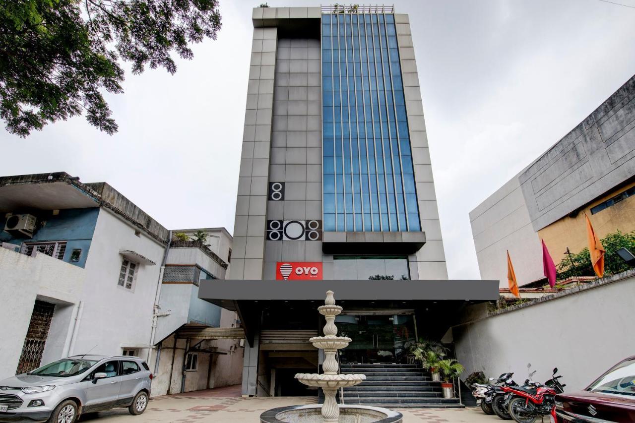 אחמדאבאד Oyo 1545 Hotel Shivani International מראה חיצוני תמונה